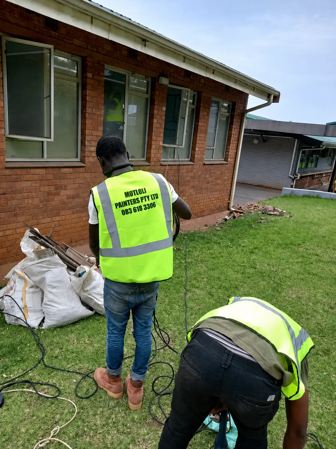 Motloli skilled team on site
